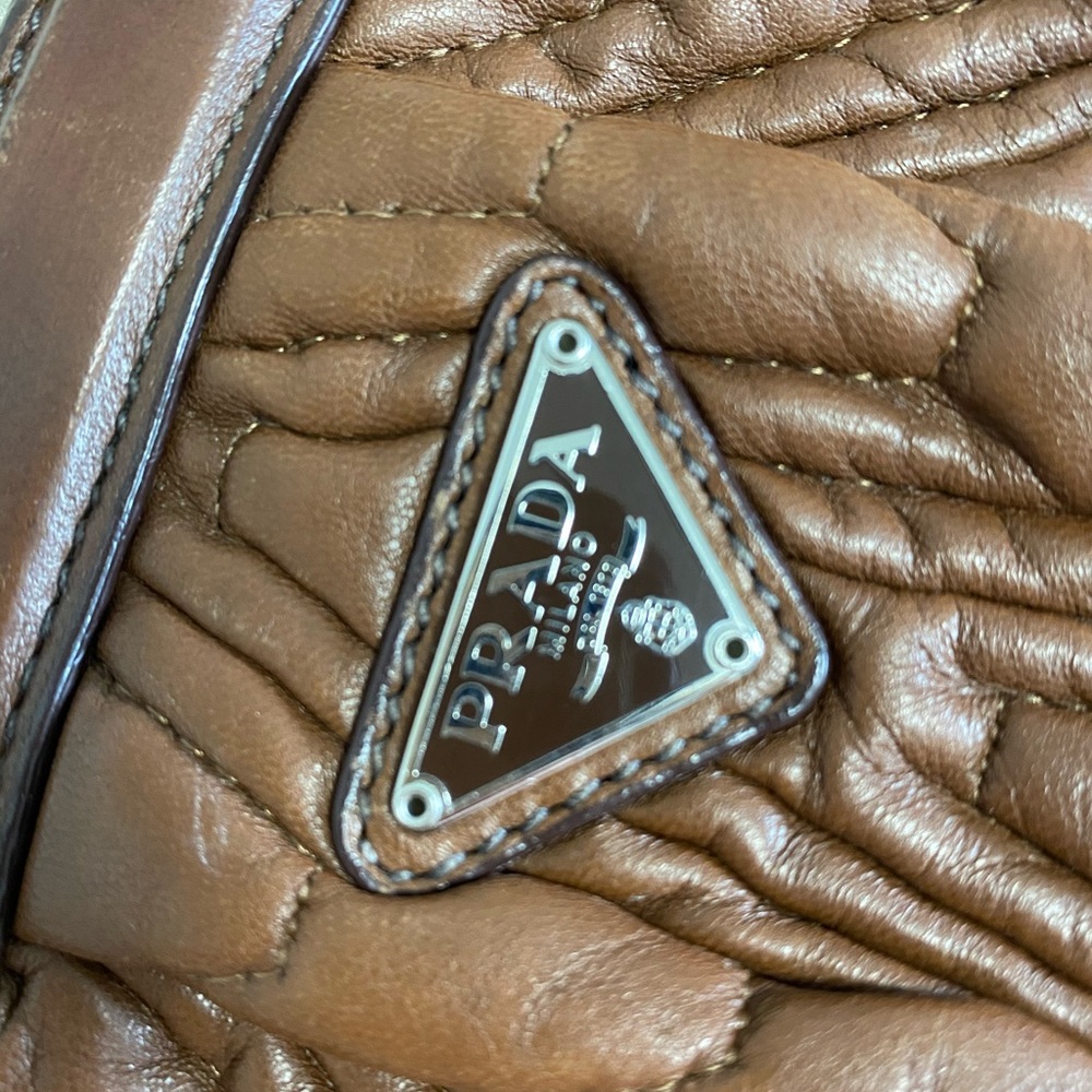 ✨PRADA✨Gathered Nappa Leather Evening Clutch - Picture 10 of 10